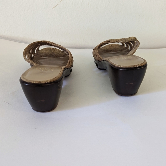 Stuart Weizmann Woven Slip On Sandals - Picture 6 of 8